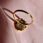 plisse pear cut ring back
