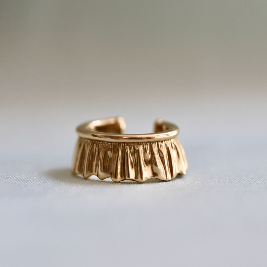 Plissé Ear Cuff