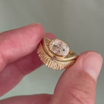 Plissé Curved Band