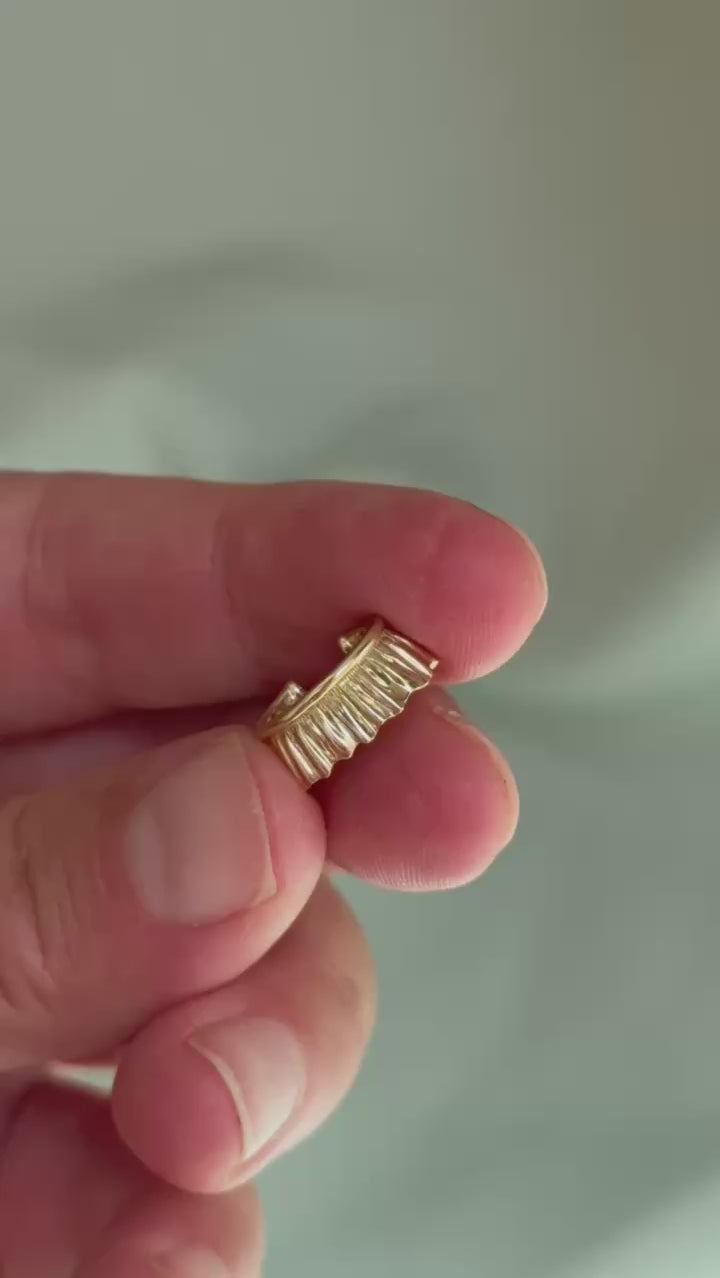 Plissé Ear Cuff